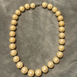 Vintage Large Faux Pearl Necklace from 60's 70's it'a in a very good condition.
